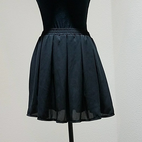 Brandy Melville Dresses & Skirts - Brandy Melville black sheer skirt